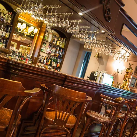 Ax The Victoria 4*
