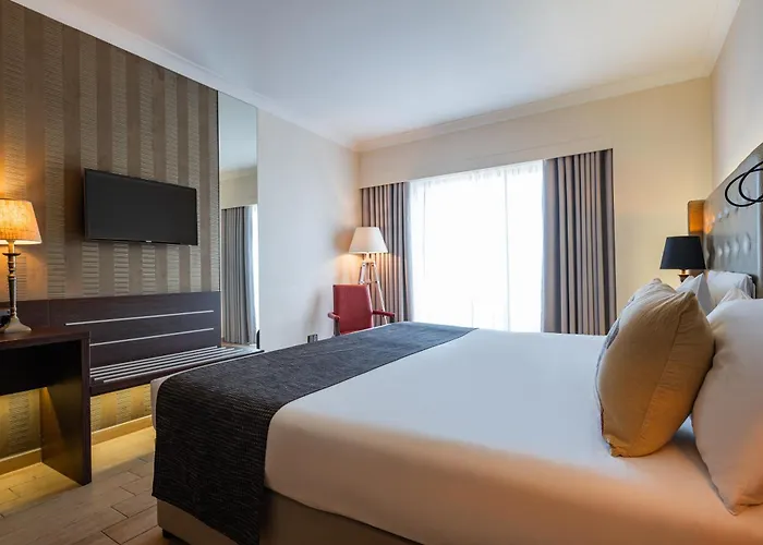 Ax The Victoria Sliema