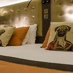 Ax The Victoria 4*