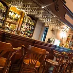 Ax The Victoria 4*