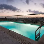 Ax The Victoria Hotel