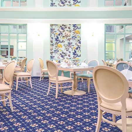 Otel Ax The Victoria 4*