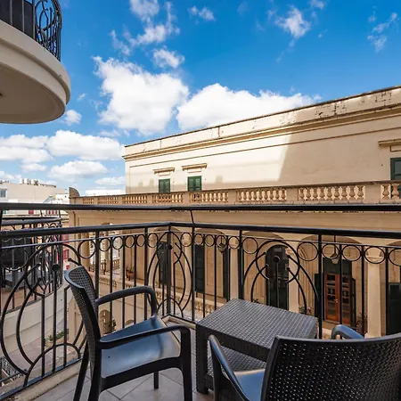 Ax The Victoria Hotel