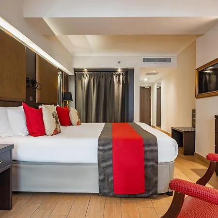 Ax The Victoria Hotel 4*