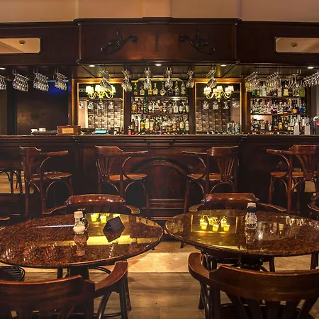 Ax The Victoria Hotel 4*