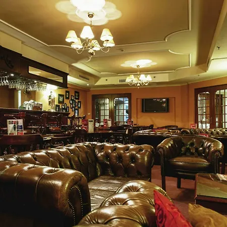 Ax The Victoria 4*