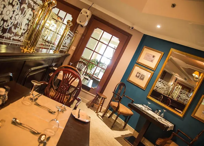 Ax The Victoria Hotel 4*