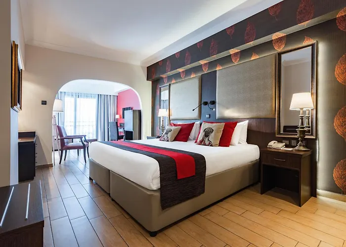 Ax The Victoria Hotel