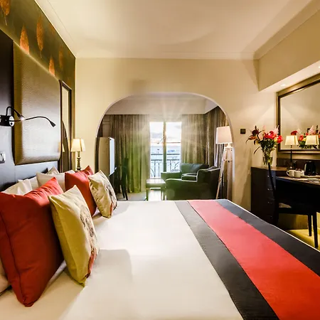 Ax The Victoria Hotel 4*